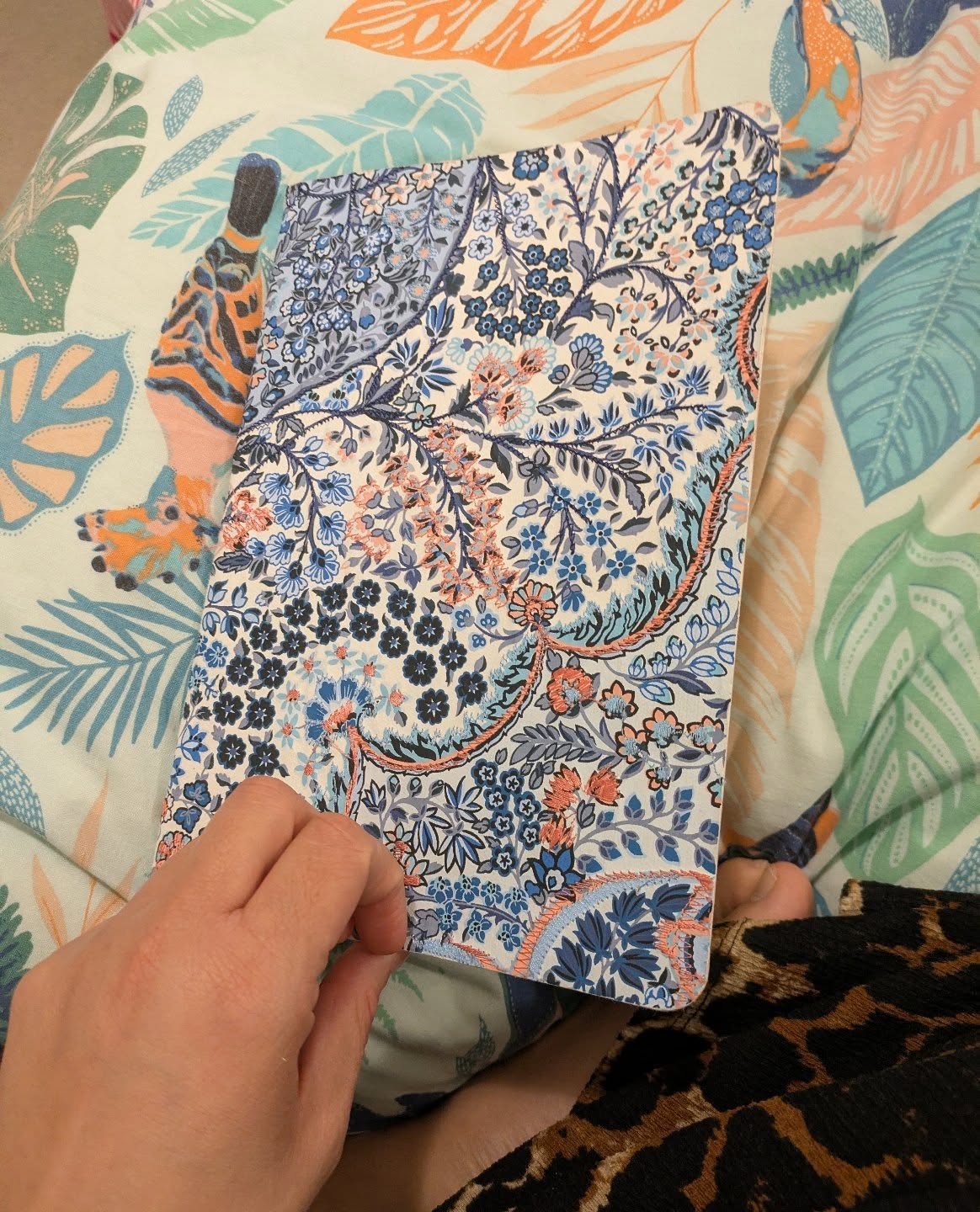 Happy New Year! Found this audio and it really fit for 2025. This snapshot is me just now writing my goals for 2026 and my 10 year vision.

2025 was nothing like I expected. 

I chose the word "Expansion" as my word for the year and what came really had me expand as well as my capacity and what I experienced.

I went back to work after 5 years at home. That helped me heal work place trauma.

I did 2 big programs that helped me work on nervous system healing and pivoting to being faith based in my business.

I experienced ongoing health issues that wore on me and experienced anxiety and depression in a way I hadn't for a decade.

I experienced new levels of healing and self awareness.

I stepped into new positions in my life, business and faith that felt beyond me.

God showed me there's more work to do in the secret place. 

I lost hope and gained hope.

I saw what I didn't want and gained renewed energy for what I do want.

2026 will not be a repeat of 2025. 

2026 will be the foundation of my Brand New Era. Here's to the next 10 years! 

.

.

#newyear #2026 #newyeargoals #lifevision #10yearvision