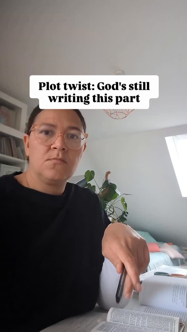 When things go wrong, it's so easy to wonder what you did to deserve it, or if God's somehow disappointed in you. But there's not always a reason, life happens. 

But I believe God will take what was meant for evil and then it for good.

He'll use it to heal you and make you more like him.

He'll use the same thing that broke you to help someone else come back to life. 

Your story matters.

I'm opening up 3 spaces for 1:1 coaching in July to help women uncover the treasure in their story and start using it to create a service or product to impact others.

Dm to find out more or book a quick call bit.ly/DCCalled

.

.

.
#purpose #innerhealing #useyourstory #shareyourgifts